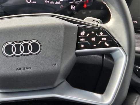 New 2025 Audi Q5 Premium Plus image 16