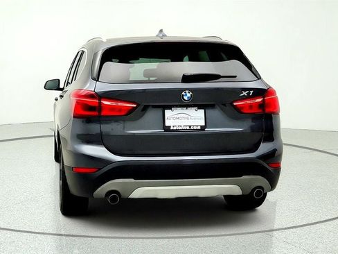 Used 2017 BMW X1 xDrive28i AWD/4WD image 6