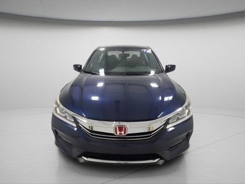 Used 2016 Honda Accord Sport image 2