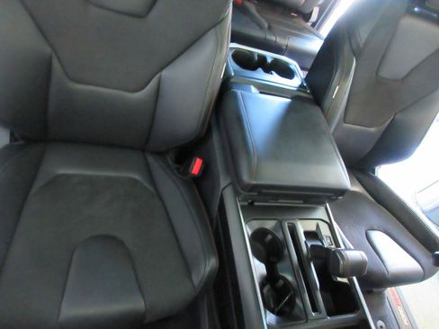 Used 2025 Ford F150 Raptor AWD/4WD image 27