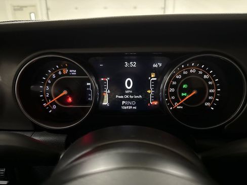 Used 2018 Jeep Wrangler Unlimited Sport S AWD/4WD image 12