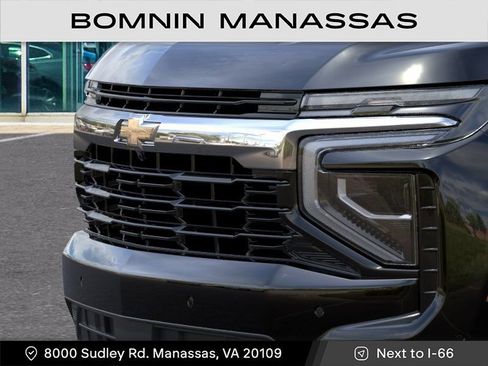 New 2026 Chevrolet Suburban LS w/ Max Trailering Package AWD/4WD image 13