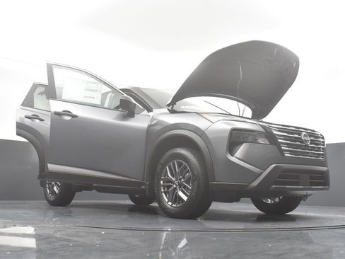 New 2026 Nissan Rogue S image 35