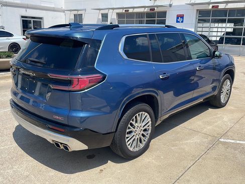 Used 2025 GMC Acadia Denali w/ LPO, Floor Liner Package AWD/4WD image 3