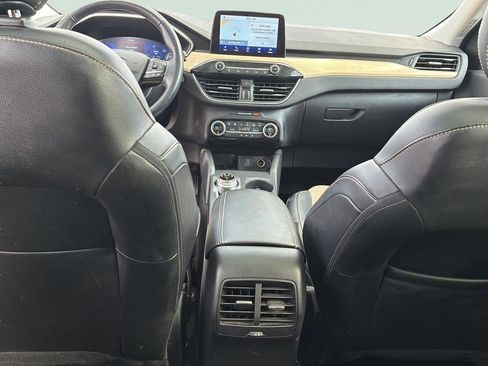 Used 2021 Ford Escape Titanium w/ Titanium Elite Package FWD image 17
