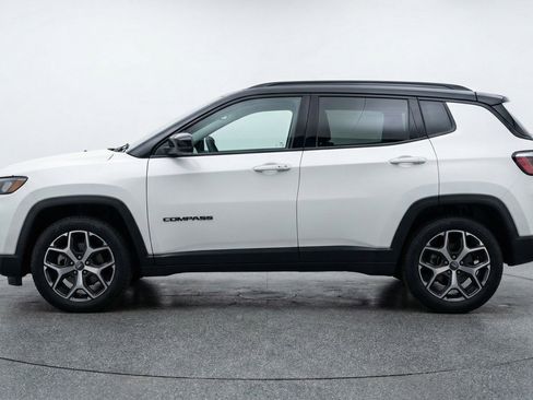 Used 2025 Jeep Compass Limited AWD/4WD image 5