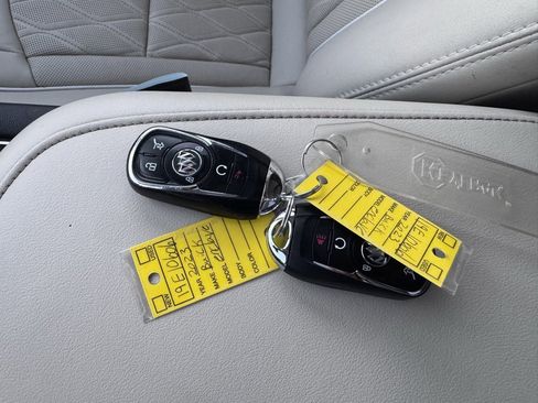 Used 2023 Buick Enclave Avenir w/ Avenir Technology Package image 2