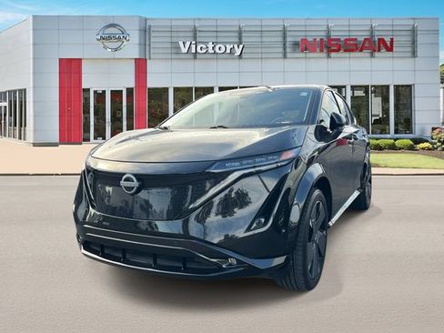 Used 2023 Nissan Ariya AWD/4WD image 5