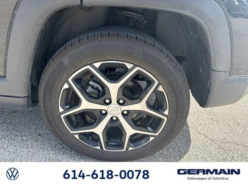 Used 2024 Jeep Compass Limited AWD/4WD image 14
