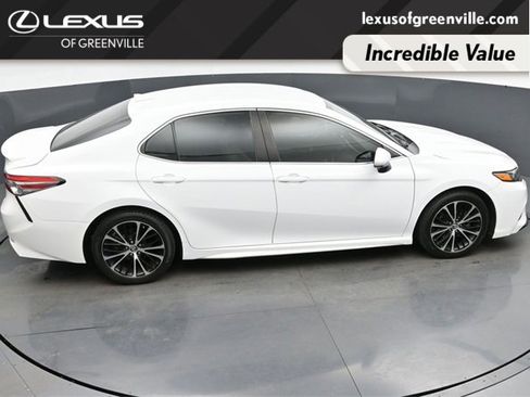 Used 2019 Toyota Camry SE image 20