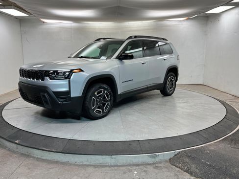 New 2026 Jeep Cherokee Limited AWD/4WD image 1