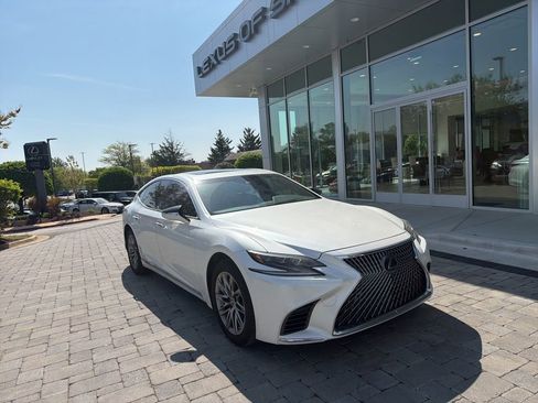 Used 2018 Lexus LS 500 w/ Interior Upgrade Package image 3
