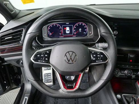 Used 2022 Volkswagen Jetta GLI Autobahn FWD image 16