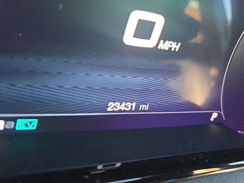 Used 2024 Alfa Romeo Tonale Veloce w/ Premium Interior Package image 5