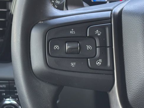 Used 2024 GMC Sierra 1500 AT4 w/ Technology Package image 11