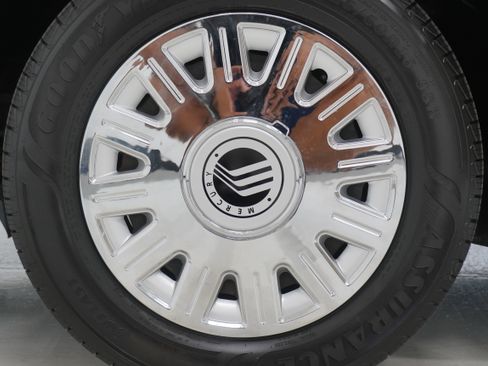 Used 2008 Mercury Grand Marquis GS image 21