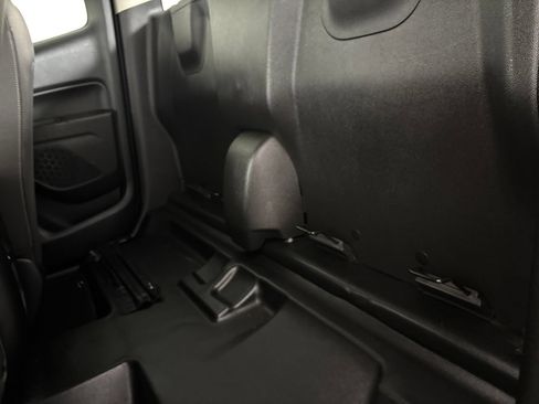 Used 2021 Chevrolet Colorado LT w/ Fleet Safety Package RWD image 20