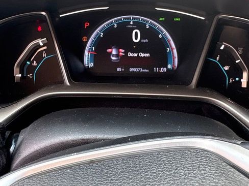 Used 2019 Honda Civic EX image 11