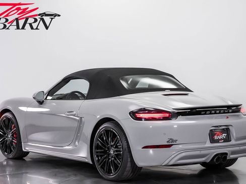 Used 2019 Porsche 718 Boxster S RWD image 11