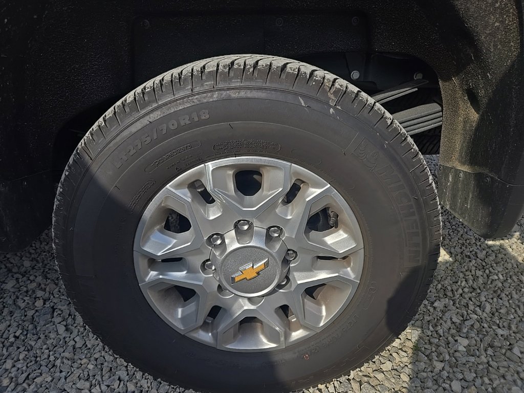 Used 2026 Chevrolet Silverado 2500 LT AWD/4WD image 9