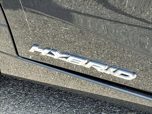 Used 2022 Lexus ES 300h Ultra Luxury w/ Accessory Package 2 image 9