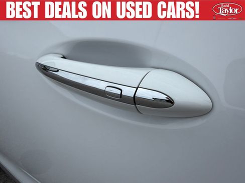 Used 2023 Buick Enclave Essence FWD image 42