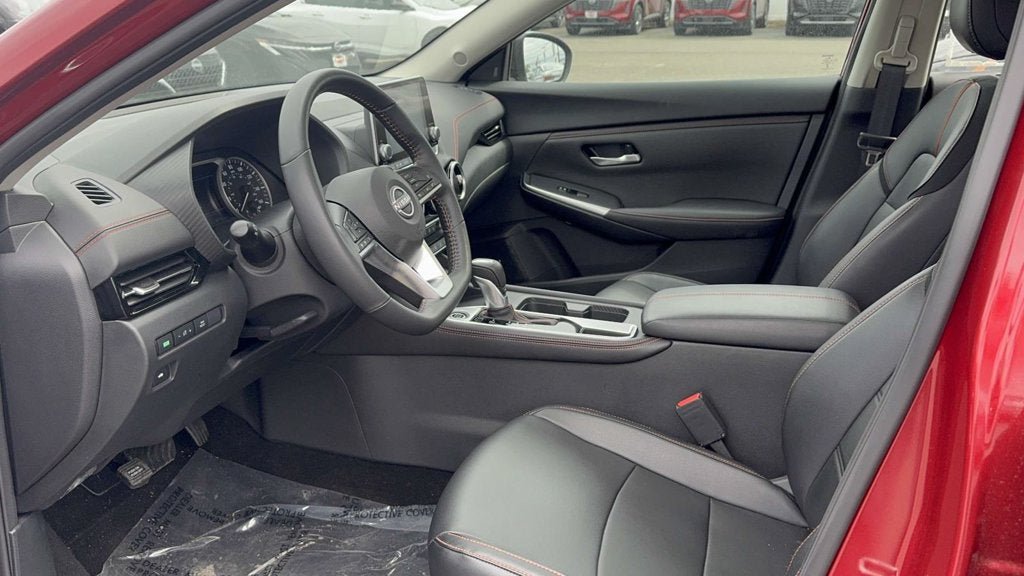 Used 2024 Nissan Sentra SR w/ SR Premium Package FWD image 30