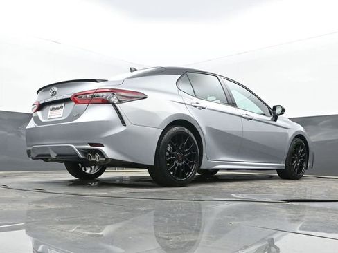 Used 2023 Toyota Camry XSE image 28