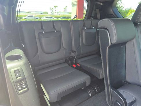 Used 2023 Lexus GX 460 Premium w/ Premium Plus Package AWD/4WD image 13