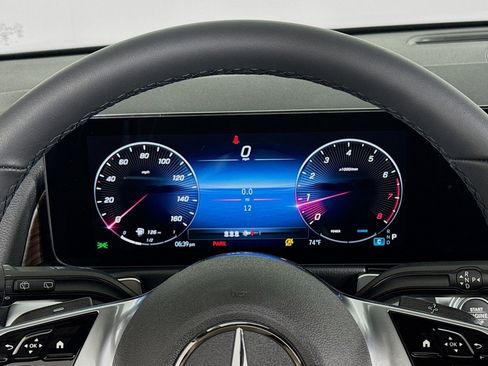 New 2026 Mercedes-Benz GLB 250 image 18