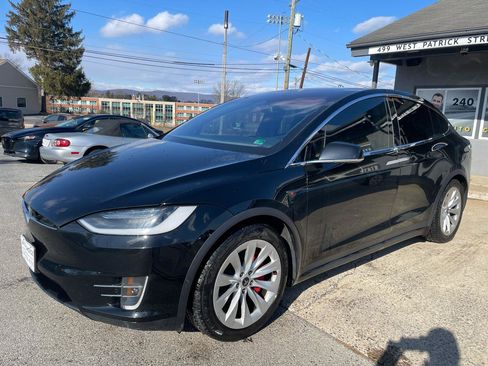 Used 2019 Tesla Model X 100D image 5