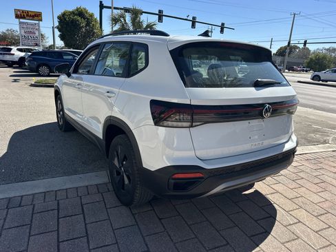 New 2026 Volkswagen Taos S FWD image 8
