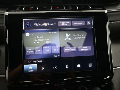 New 2025 Jeep Grand Cherokee Altitude image 3