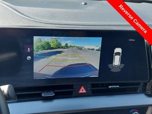 Used 2023 Kia Sportage EX FWD image 13