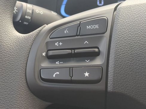 New 2026 Hyundai Venue SE FWD image 24