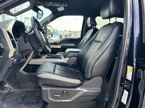 Certified 2022 Ford F250 Lariat AWD/4WD image 9