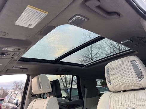 Certified 2023 Cadillac Escalade Sport Platinum image 13