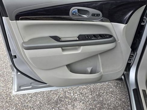 Used 2015 Buick Enclave Leather FWD image 29