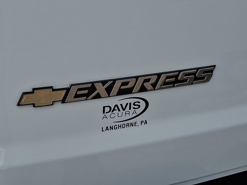 Used 2024 Chevrolet Express 2500 w/ Driver Convenience Package image 31