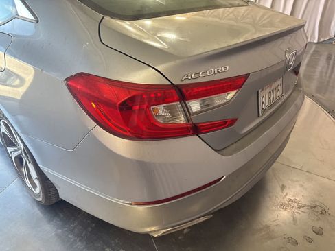 Used 2018 Honda Accord EX-L image 10