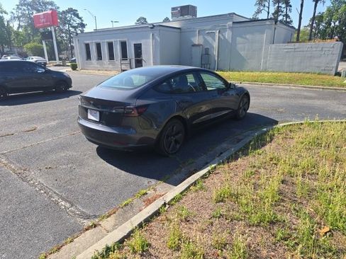 Used 2021 Tesla Model 3 Long Range AWD/4WD image 5
