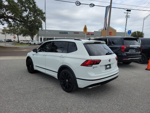 Used 2020 Volkswagen Tiguan SE R-Line image 6