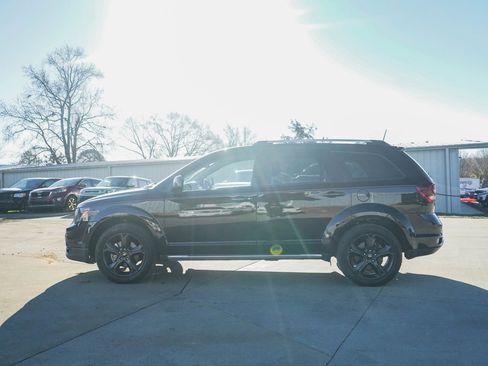Used 2020 Dodge Journey Crossroad w/ Popular Equipment Group image 34