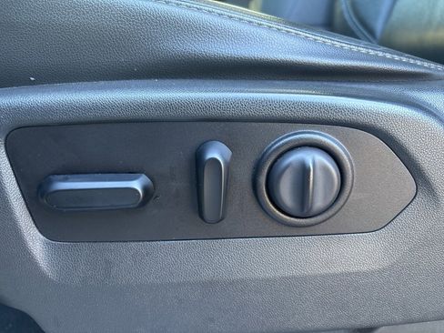 Used 2020 GMC Sierra 1500 SLT w/ SLT Premium Plus Package image 51