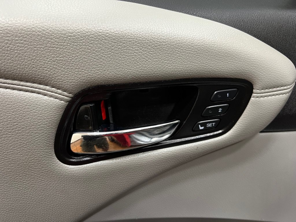 Used 2017 Acura RDX w/ Advance Package FWD image 44