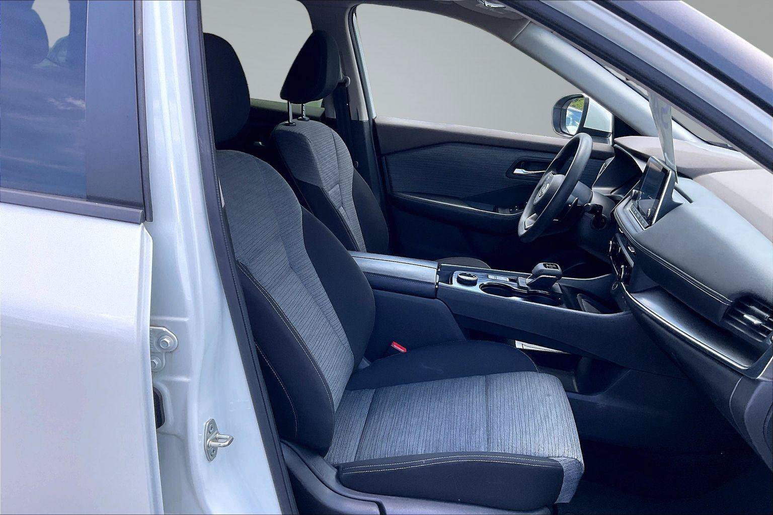 Certified 2023 Nissan Rogue SV AWD/4WD image 7
