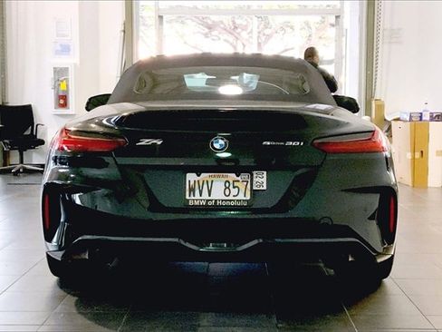 Used 2022 BMW Z4 sDrive30i w/ M Sport Package image 4