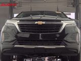 Used 2023 Chevrolet Equinox LT w/ Driver Convenience Package image 3