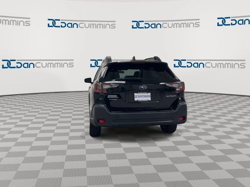 Used 2023 Subaru Outback Premium AWD/4WD image 7