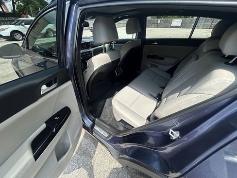 Used 2020 Kia Sportage S w/ S Premium Package FWD image 7